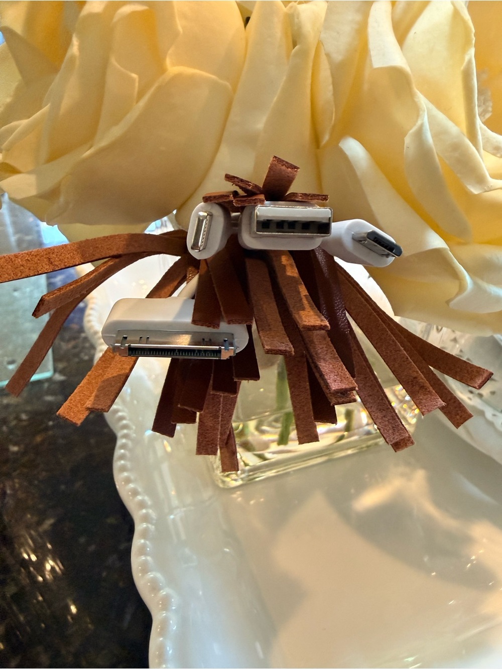 Purse Hanging USB Cables Accessory - Picture 2 of 5